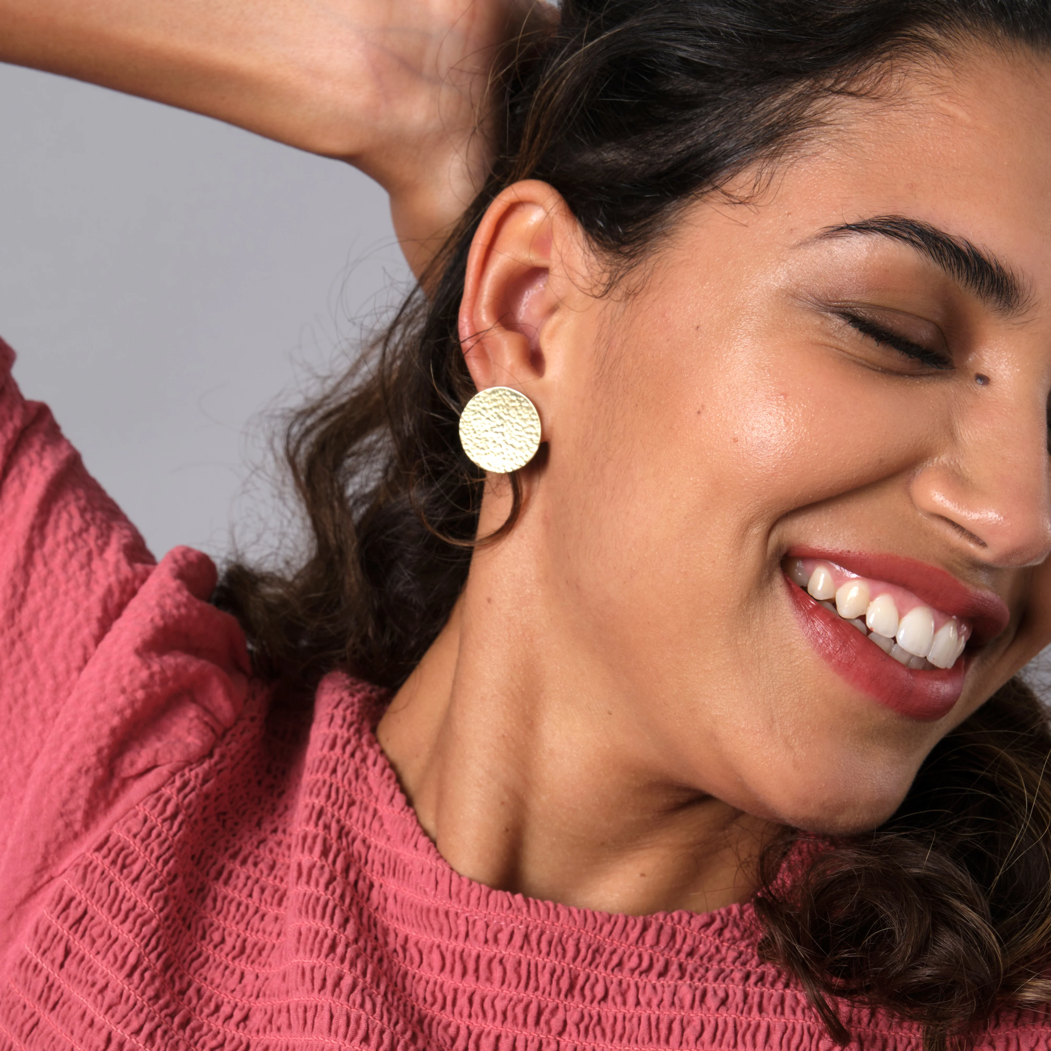 Asha Circle Medium Studs