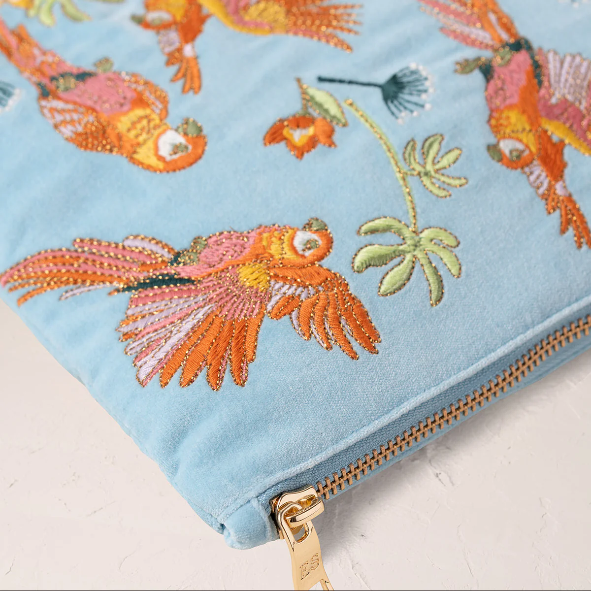 Elizabeth Scarlett Flying Parrots Gift Set - Image 5