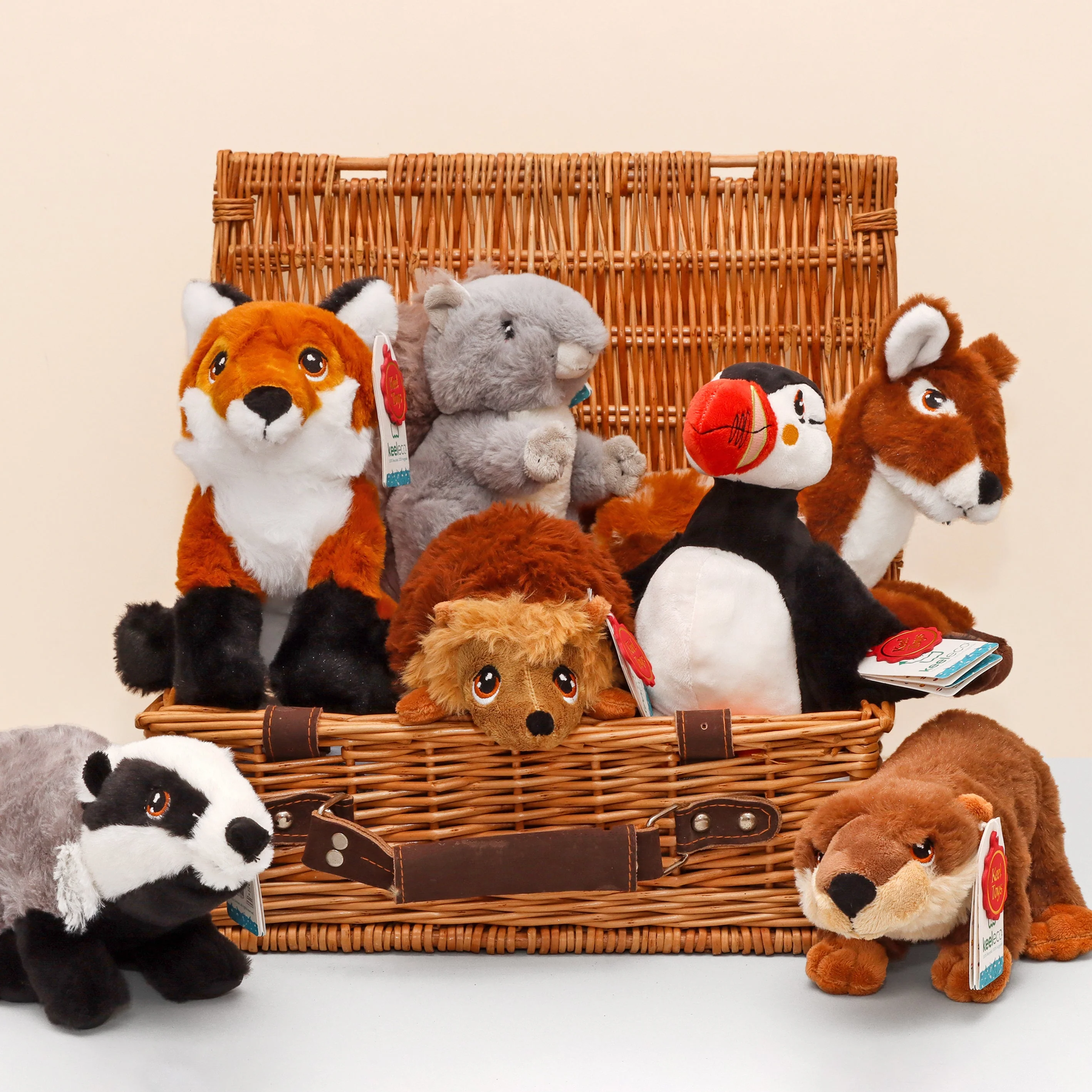 Plush Otter - Image 3