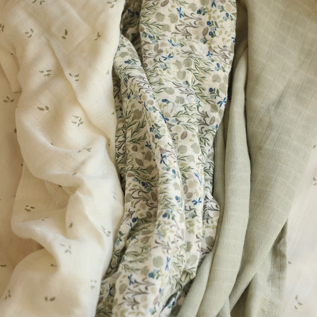 Rattle & Care New Baby Gift Set - Riverbank - Image 5