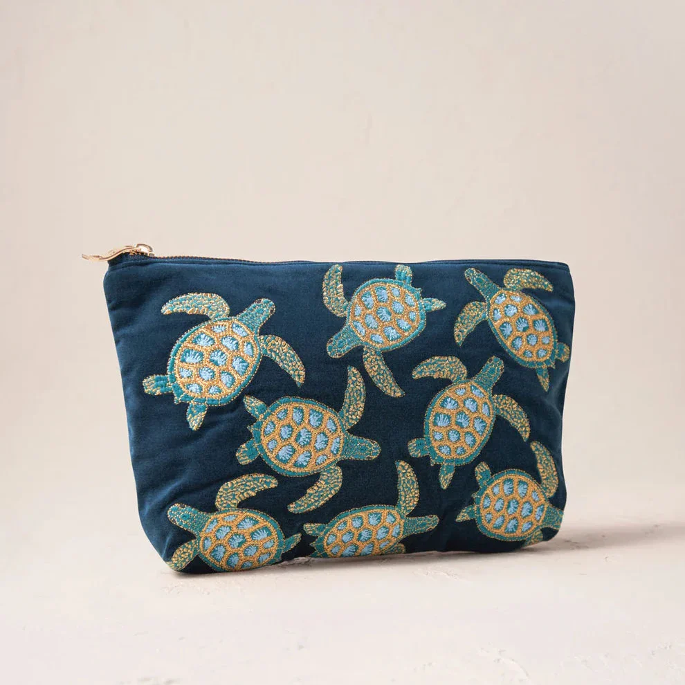 Turtle Everyday Pouch - Marine Navy - Image 3