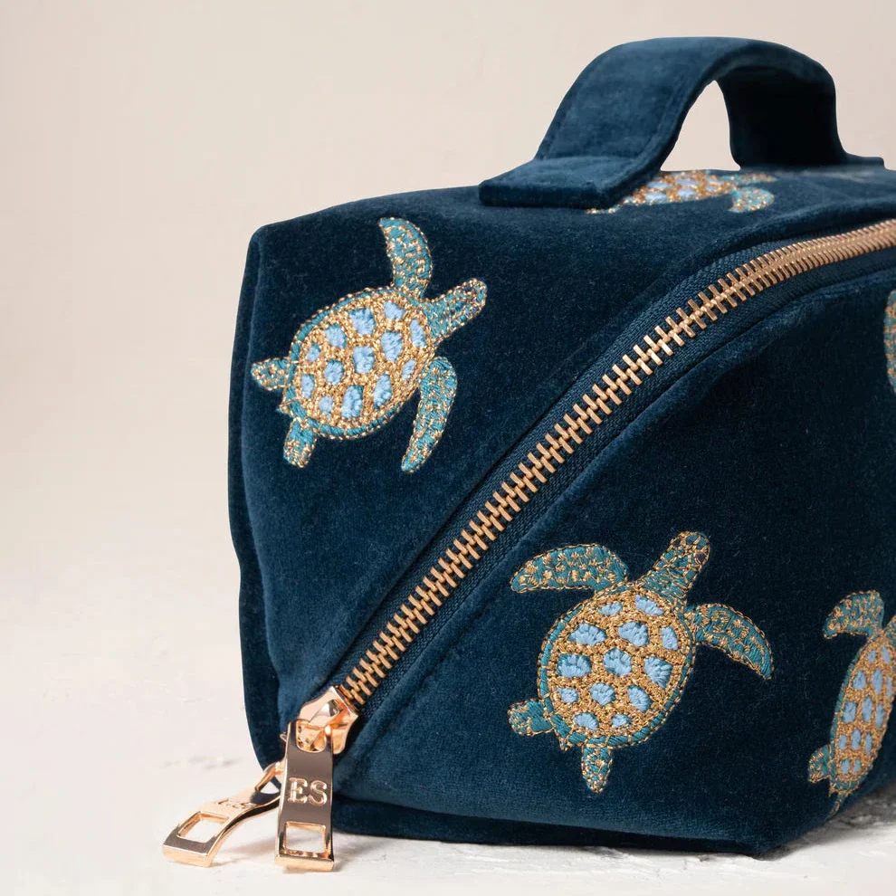 Turtle Open Flat Makeup Bag - Marine Navy - Image 3