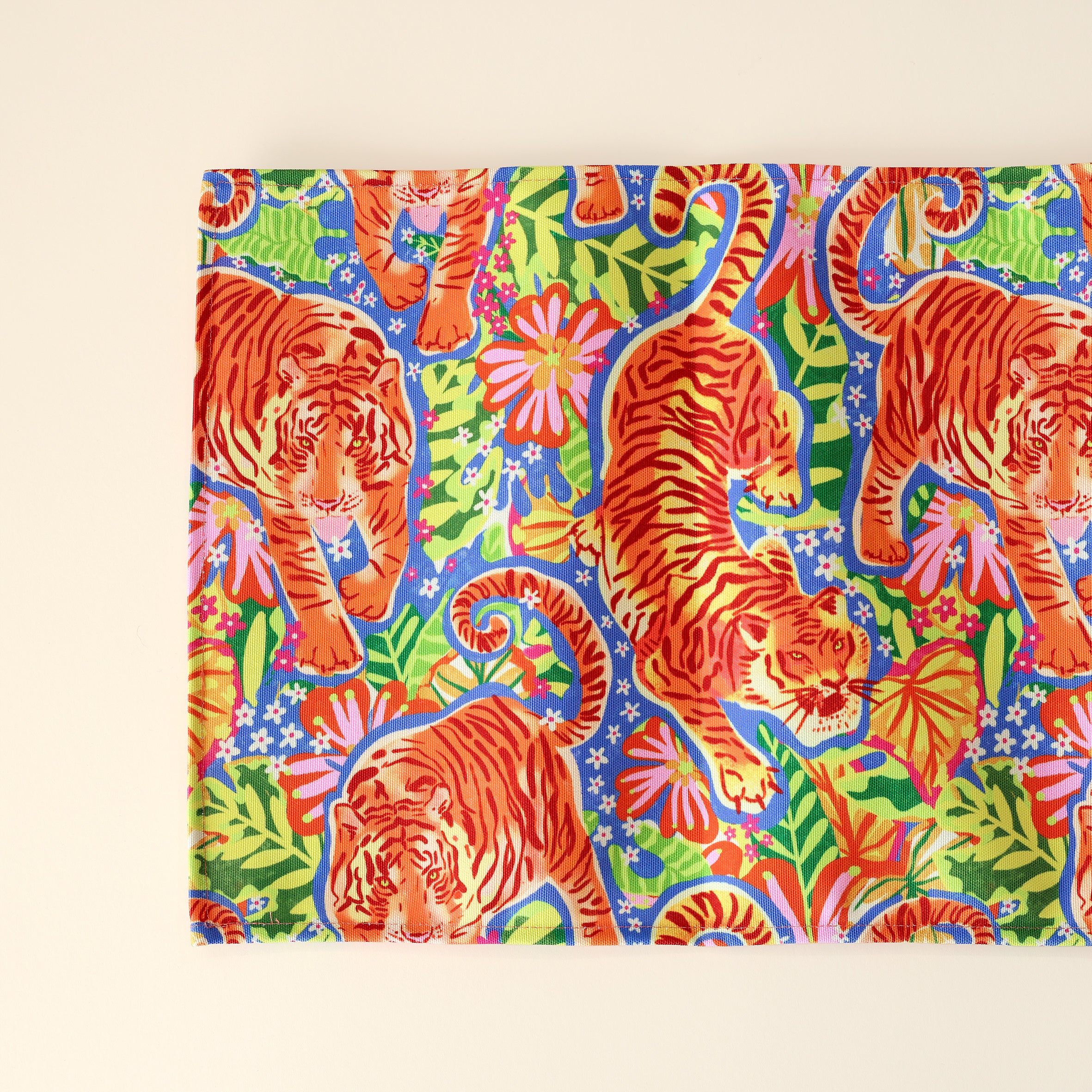 WWF Jungle Roar Table Runner - Image 3