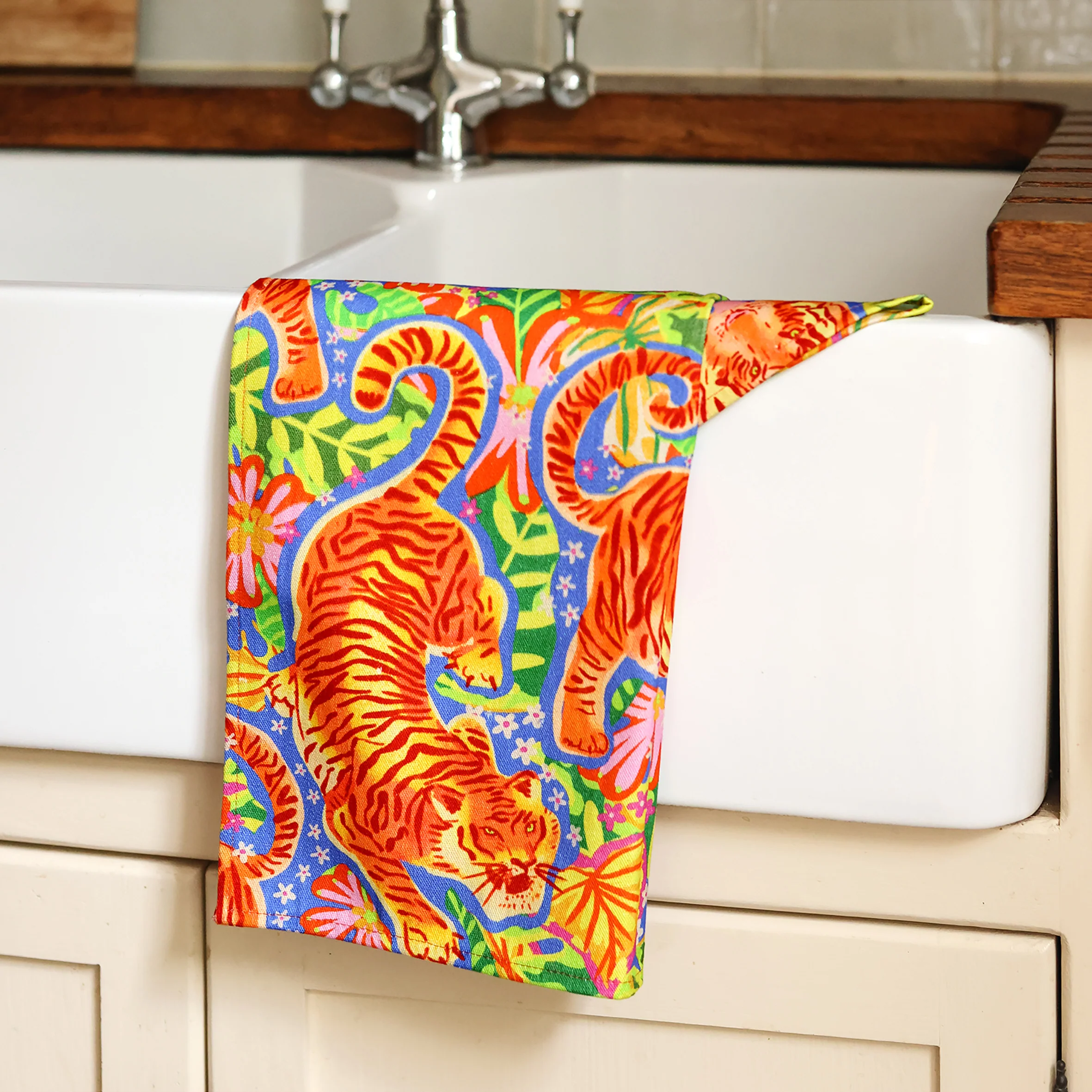 WWF Jungle Roar Tea Towel