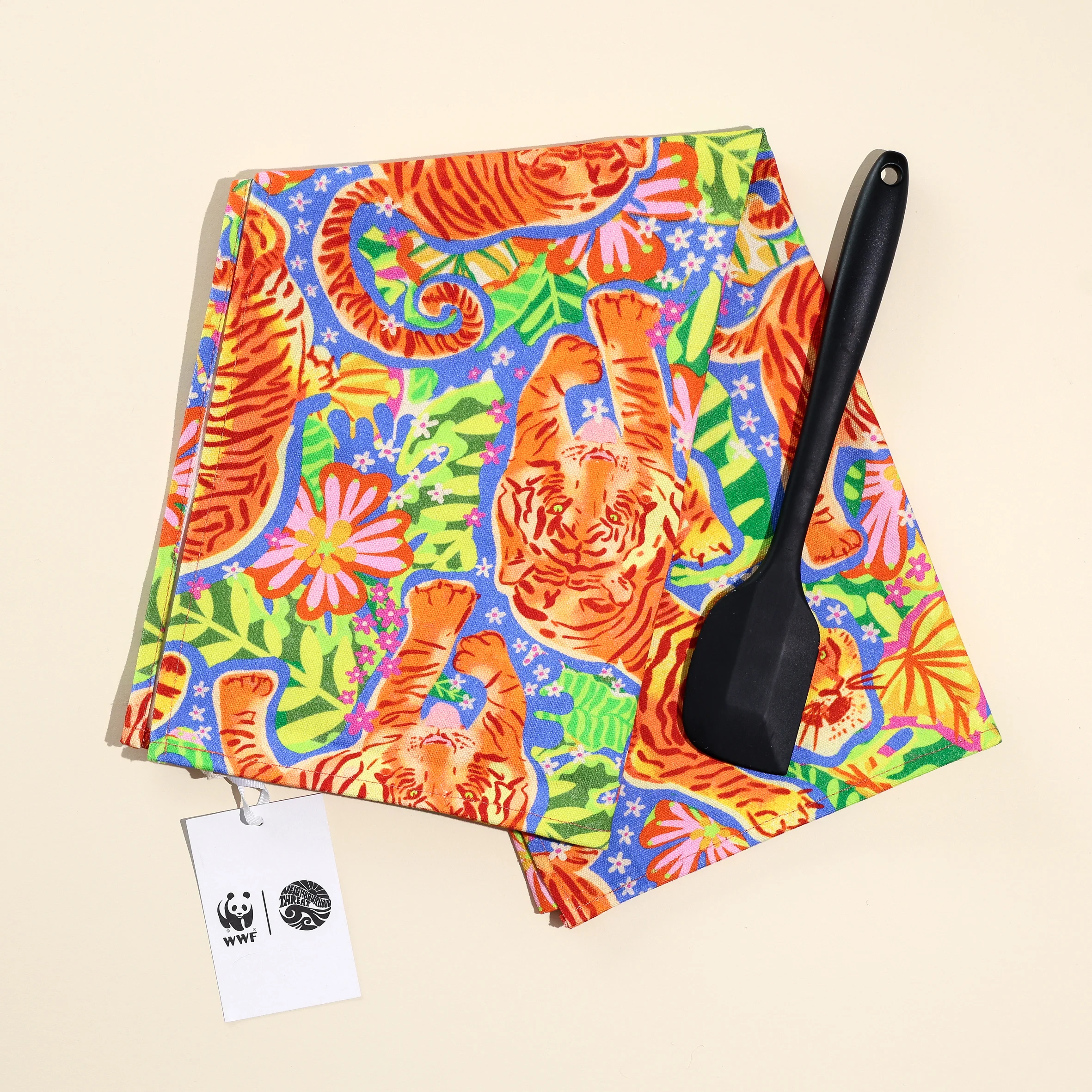 WWF Jungle Roar Tea Towel - Image 5